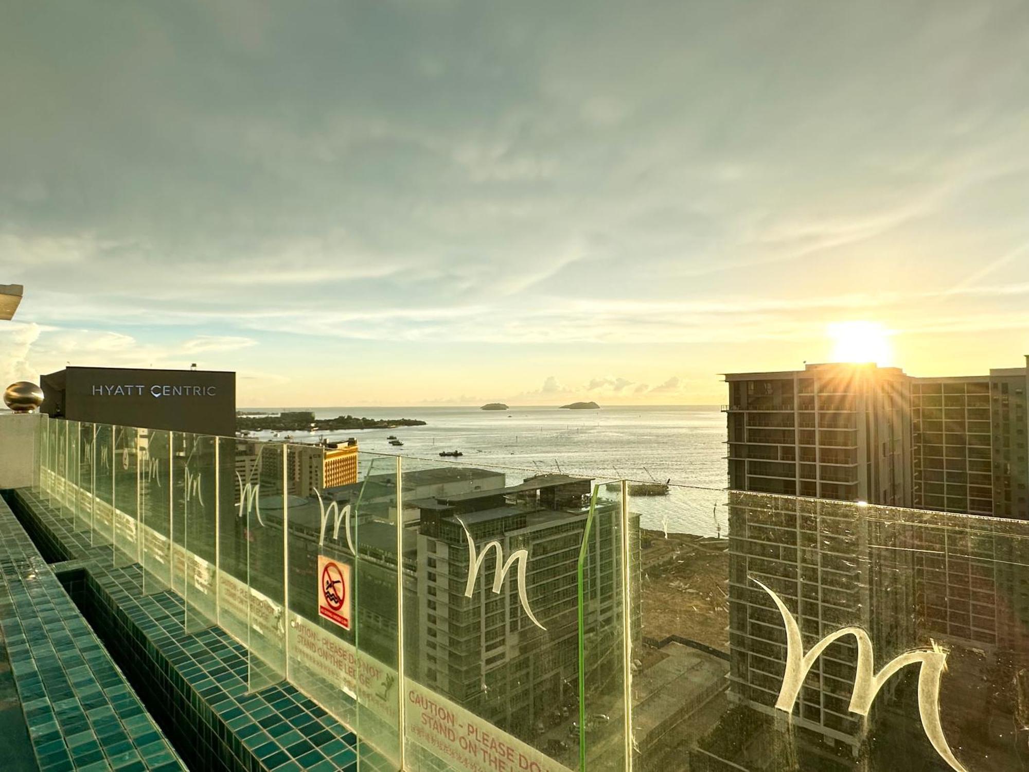 M Centro Centre @ Gaya Street By Sunset Seaview Vacation *